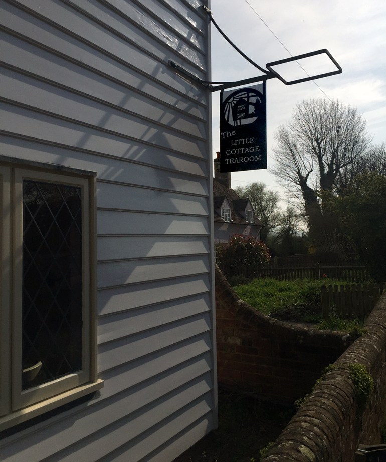Glynde-little-village-tea-room
