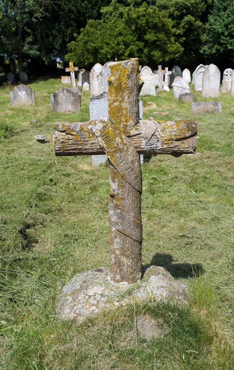 Hamsey-gravestones